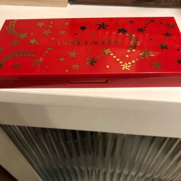 Brand New Estée Lauder Eyeshadow Palette 6 Shades Plus 1oz. Beautiful Magnolia - Picture 2 of 6